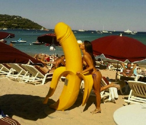 Banana porno Pe-plaja